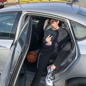 Meet your Posher, Hayden